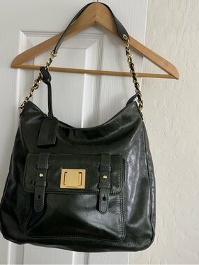 Badgley Mischka "Gaia" Hobo | Forest Green 🌲